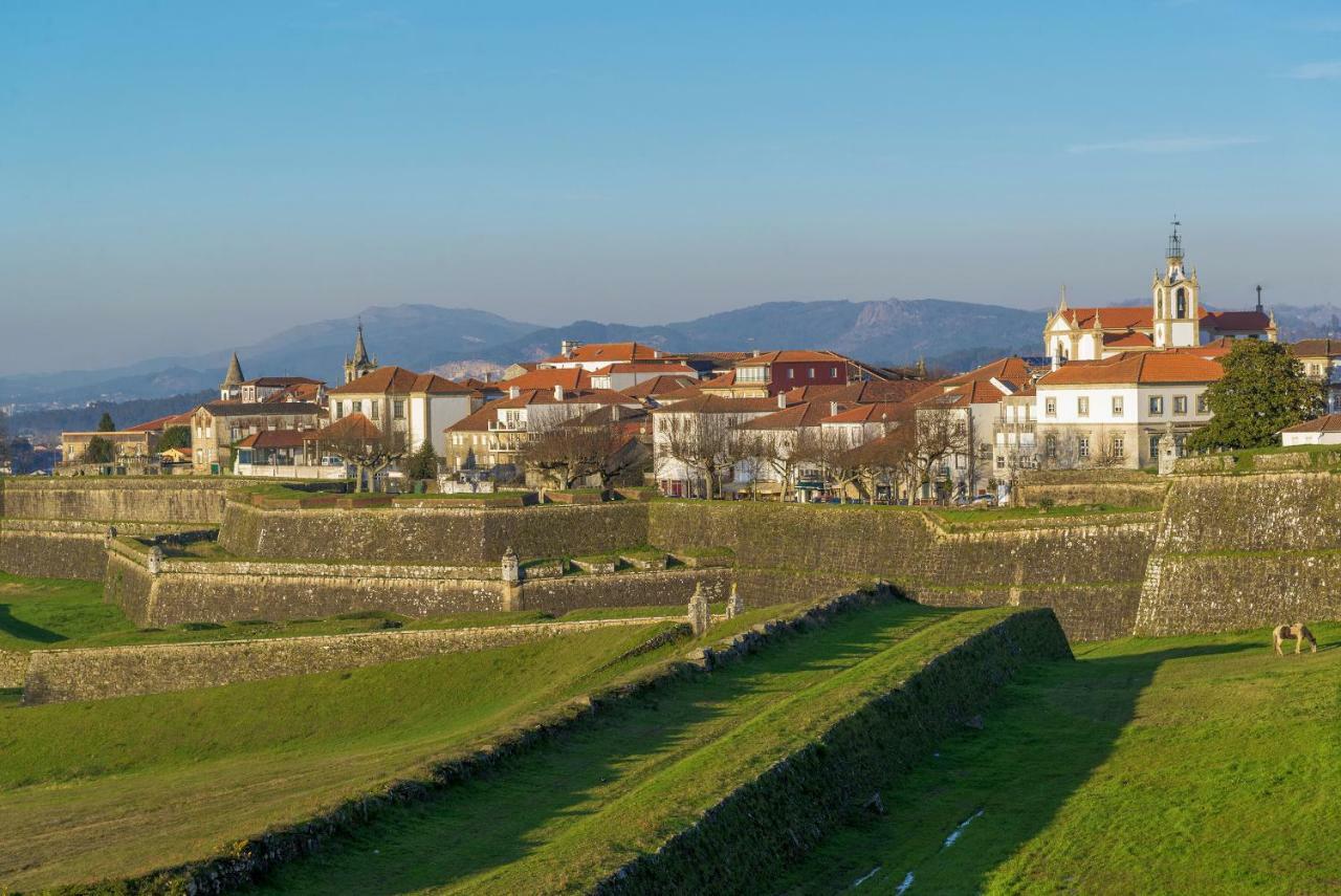 Alojamento Da Vila Hotel Valenca Buitenkant foto